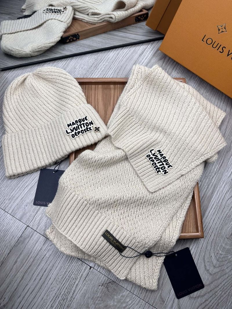 Louis Vuitton Caps Scarfs